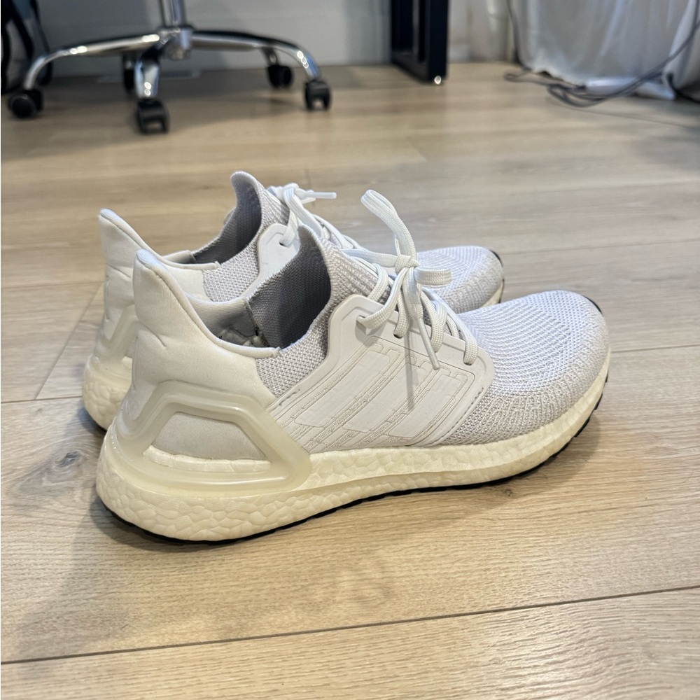 White Adidas prime blue tennis shoes